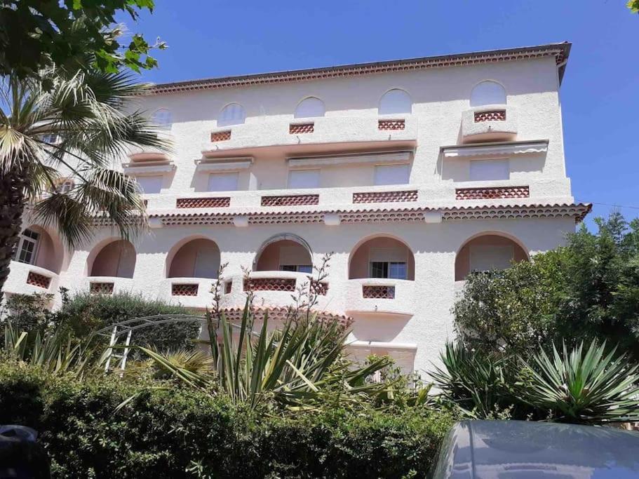 Bandol: Elegant Et Cosy 2 Pieces, Proche Ville Et Plage מראה חיצוני תמונה