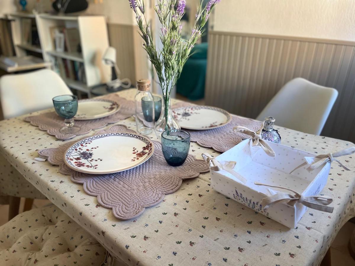 Bandol: Elegant Et Cosy 2 Pieces, Proche Ville Et Plage מראה חיצוני תמונה